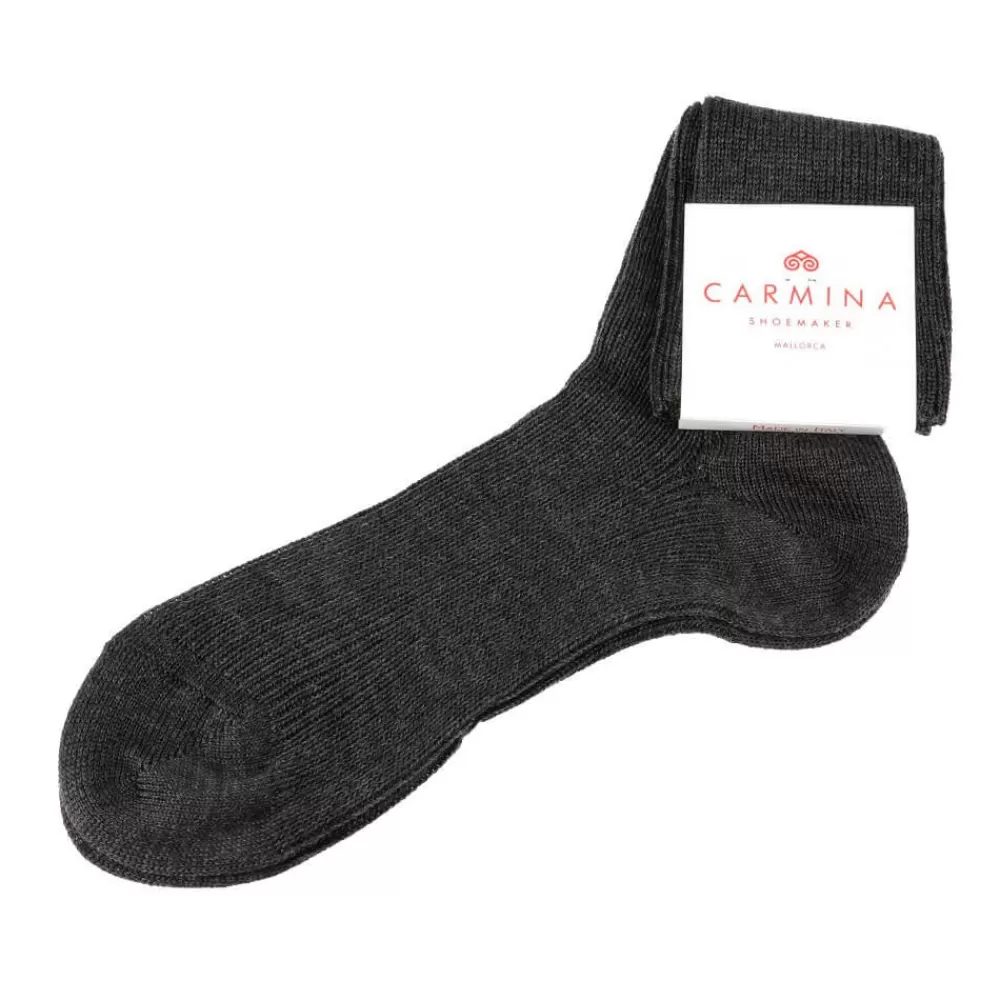 Best Sale Carmina Calcetines cortos de señora en gris oscuro. GRISOSCURO